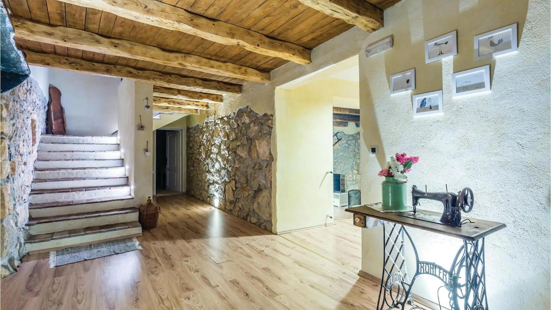 Awesome Home In Moscenicka Draga With Wifi קרואטיה